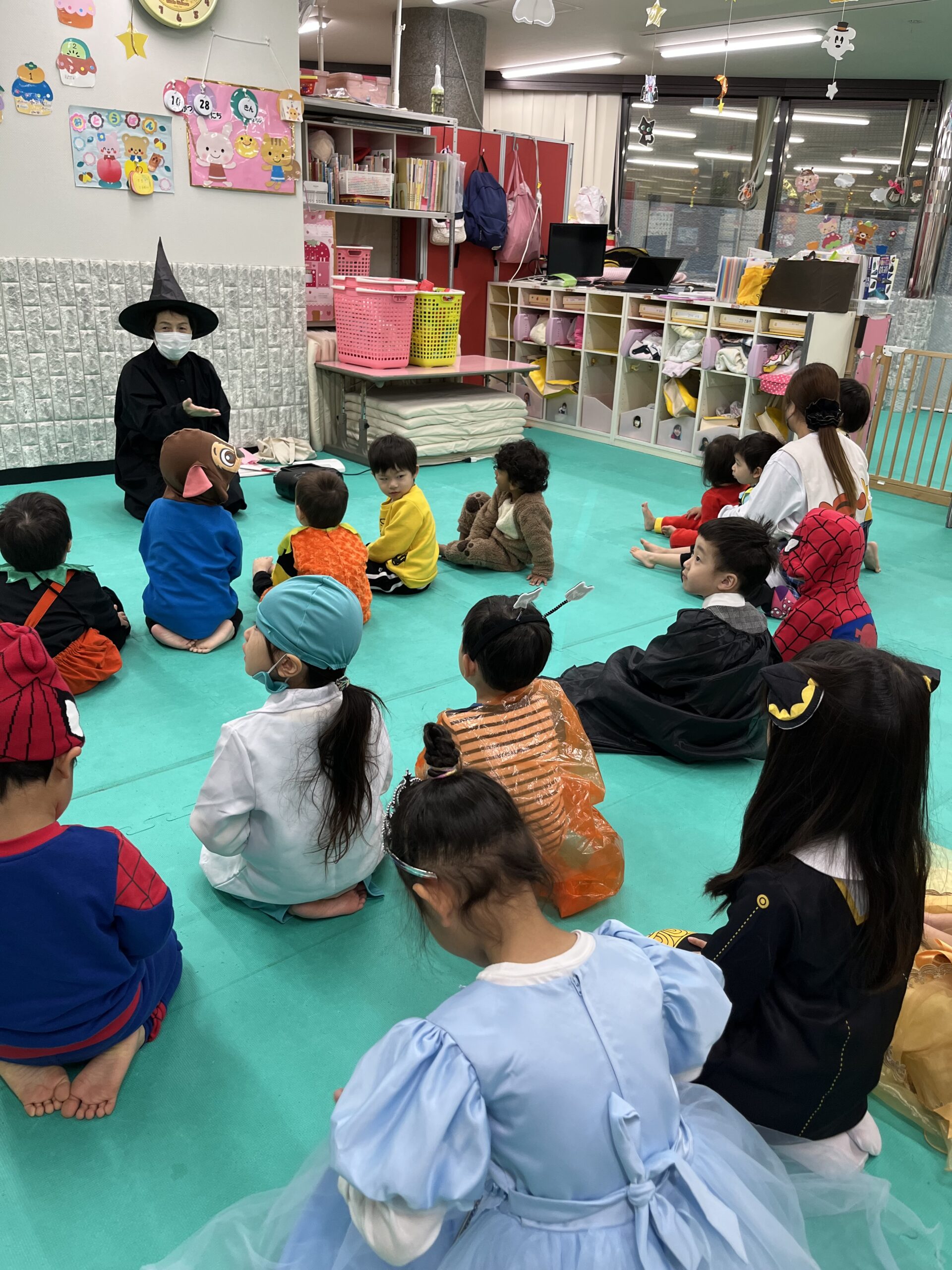 中葛西幼保園「ハロウィンパーティー」の内容